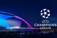 足球历史长河中的铁血守护者：五位后卫传奇与防守基石